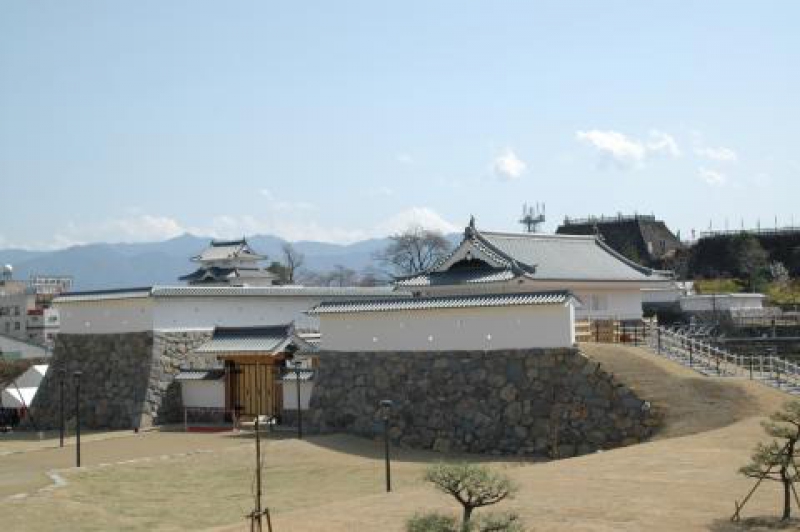 甲府城山手御門（甲府市歴史公園）
