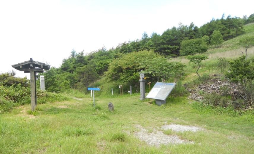 Photograph of Wada Pass